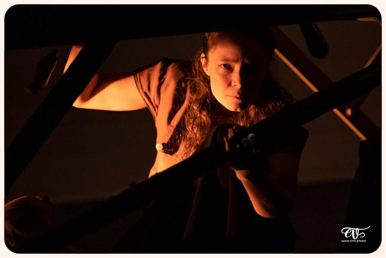 LA MESNIE H. - UN JOUR D'ÉTÉ